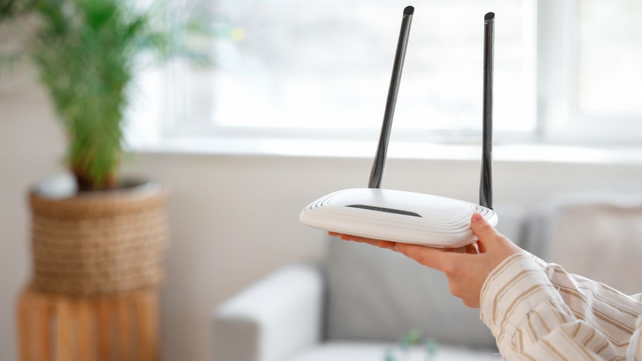 wi fi ultraveloce gratis il trucco per mettere il turbo a internet senza sostituire il tuo router in pochi lo sanno da Screenworld.it wi fi ultraveloce gratis il trucco per mettere il turbo a internet senza sostituire il tuo router in pochi lo sanno
