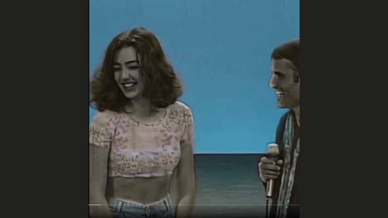 Sal Da Vinci perso per Ambra Angiolini in un video cult anni ’90: “Non ho capito niente, guardavo solo te” Sal Da Vinci e Ambra Angiolini in un video anni '90