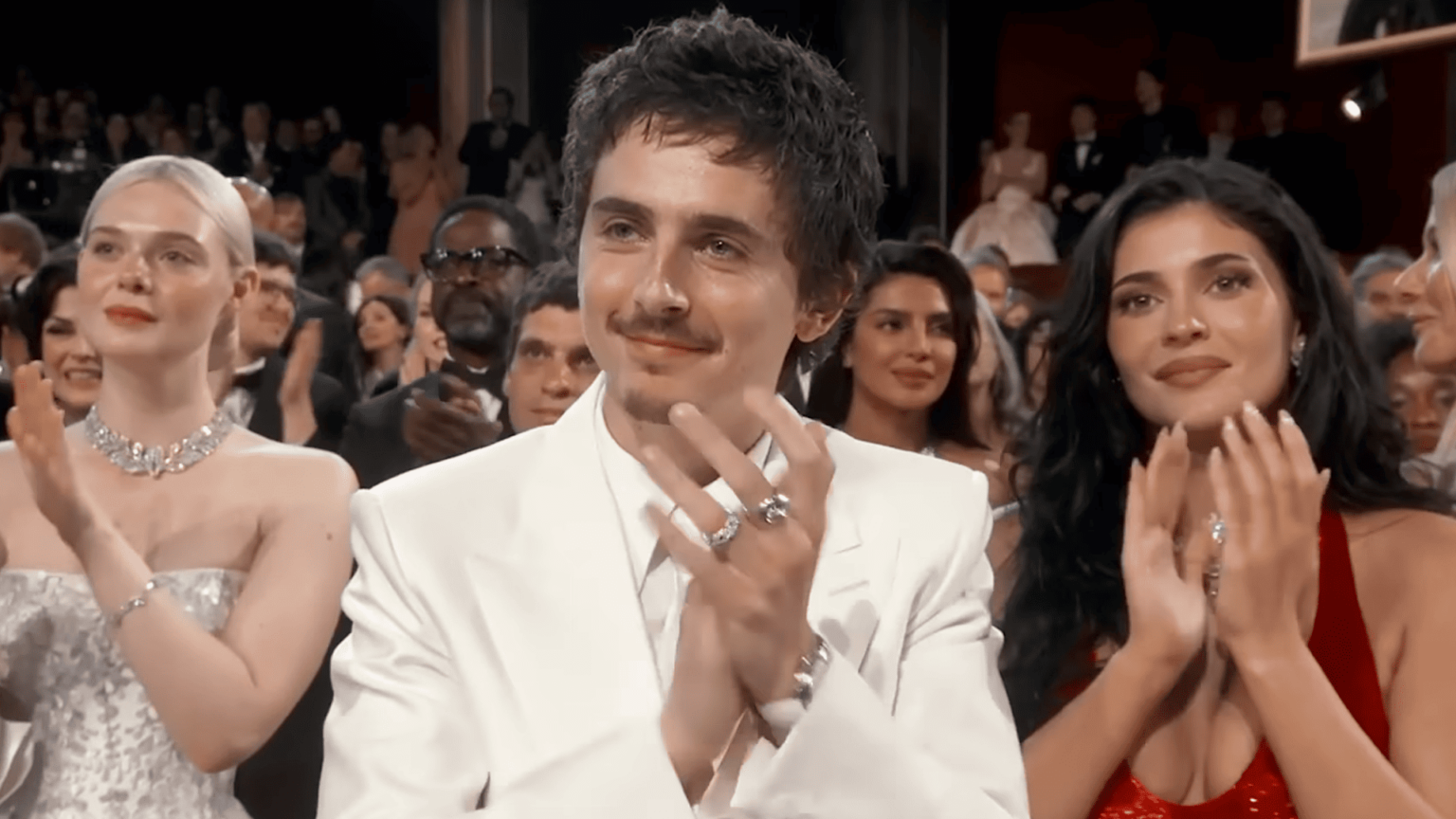 Timothèe Chalamet alla cerimonia degli Oscar 2026, fonte: YouTube