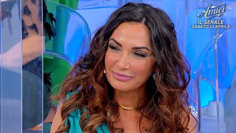 Uomini e Donne, Ida torna a seguire Riccardo: il gesto social che riapre una storia mai chiusa davvero Ida Platano a Uomini e Donne