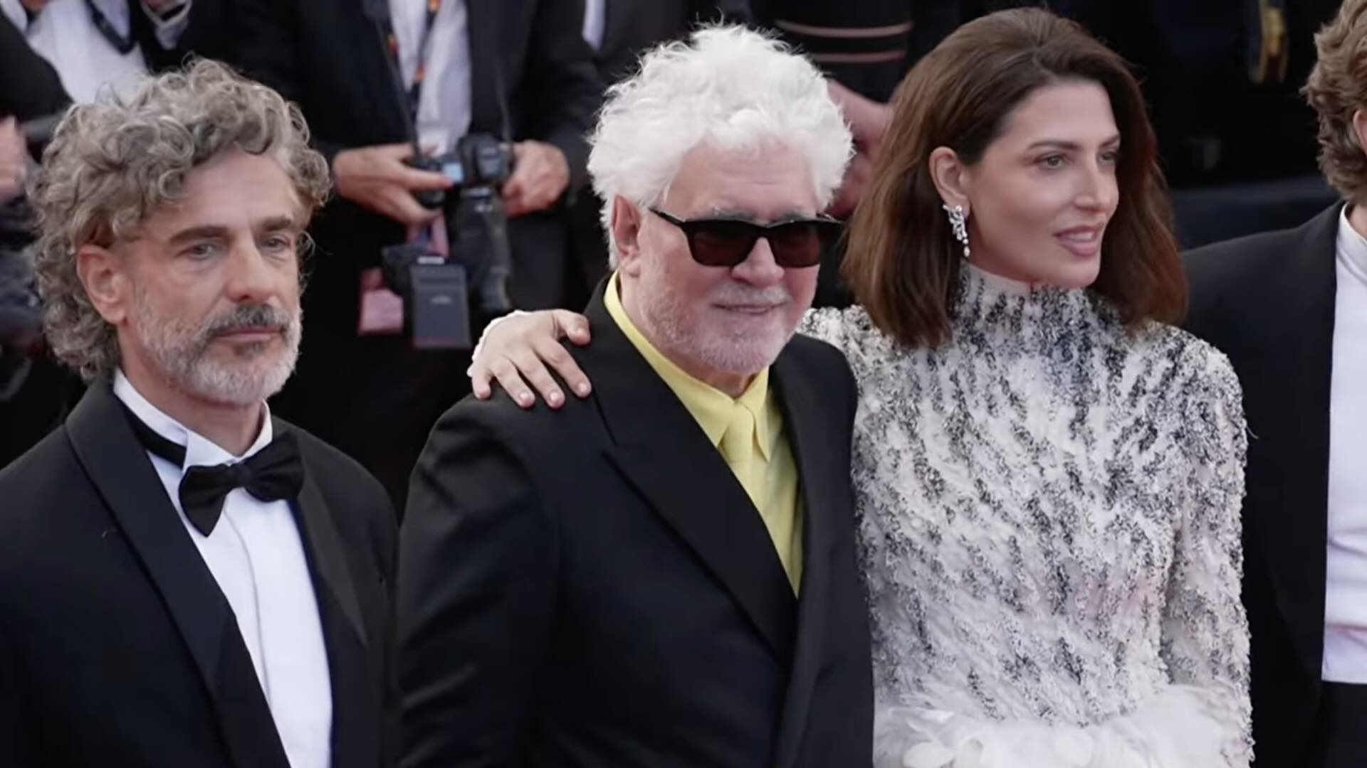 Il cast di Amarga Navidad di Pedro Almodóvar al Festival di Cannes 2026
