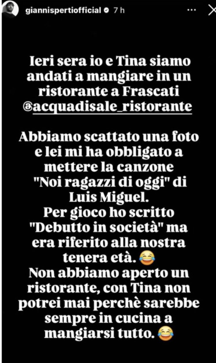 La storia Instagram di Tina Cipollari e Gianni Sperti