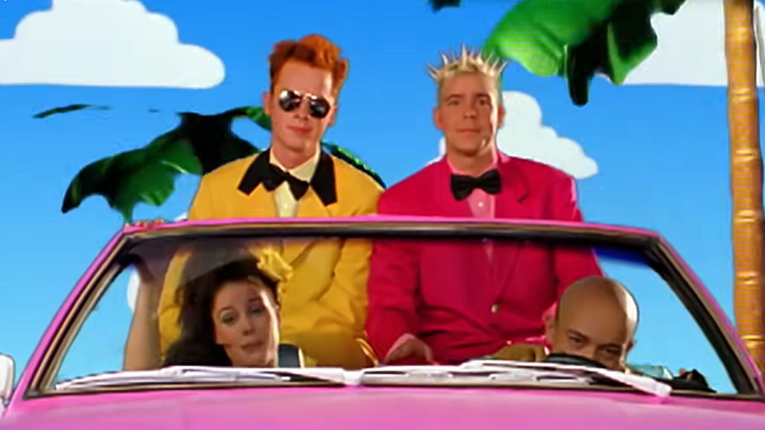 Addio alla band di “Barbie Girl”: perché il loro scontro con Mattel si studia ancora oggi a giurisprudenza (ed è diventato leggenda) Aqua - Barbie Girl videoclip