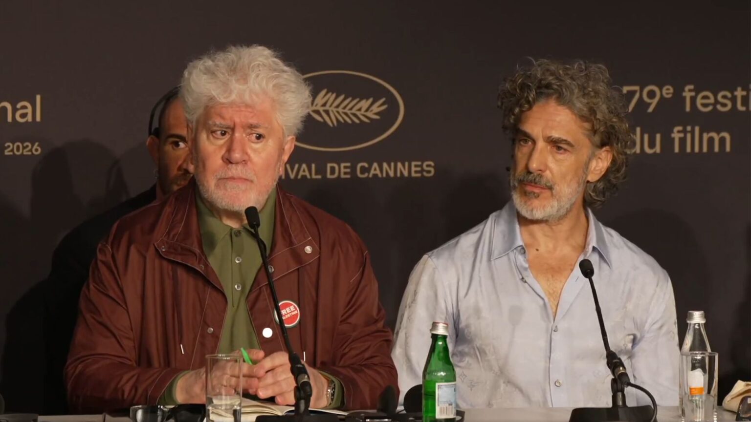 Cannes 2026, Pedro Almodóvar contro le minacce di Canal+: “Il silenzio non è più un’opzione” Pedro Almodóvar a Cannes 2026 fonte: X