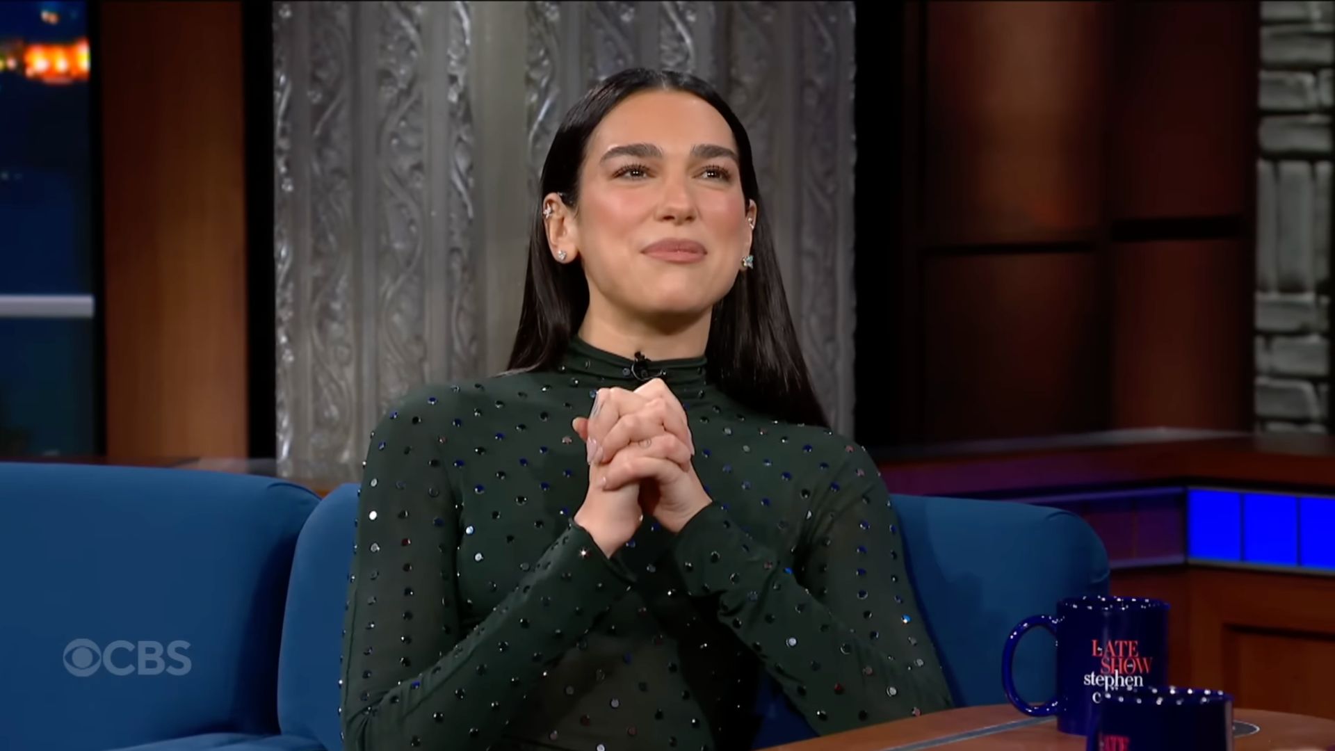 dua lipa pronta a trasferirsi a milano per pagare meno tasse dietro la scelta ci sono gli sconti fiscali per gli stranieri da Screenworld.it dua lipa pronta a trasferirsi a milano per pagare meno tasse dietro la scelta ci sono gli sconti fiscali per gli stranieri