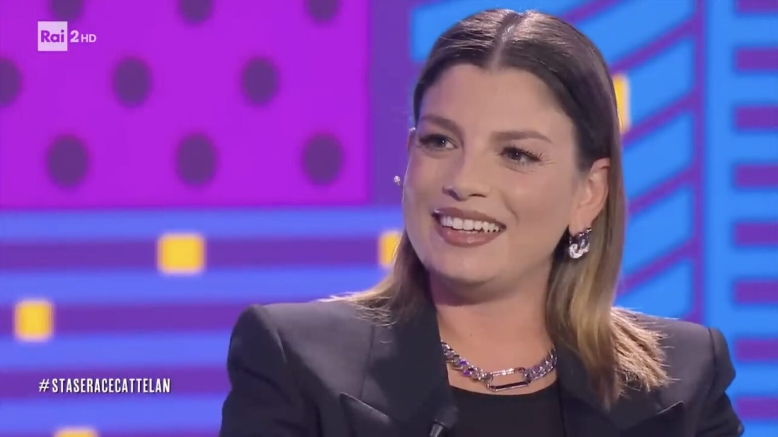 Emma Marrone prima del concerto sceglie un altro palco: quello dei piccoli pazienti del Gaslini, lontano dai riflettori Emma Marrone