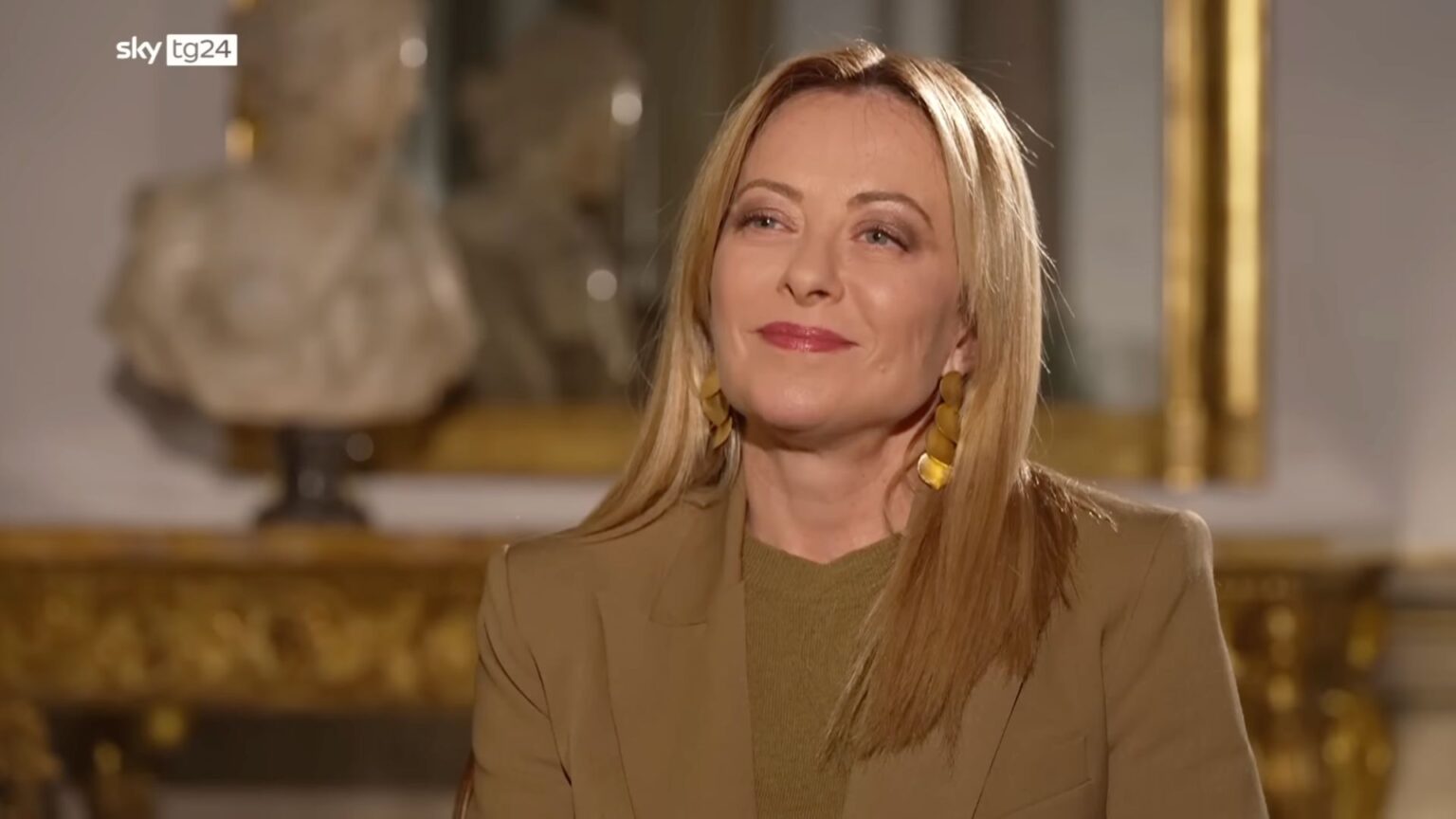 Giorgia Meloni e Andrea Giambruno tornano insieme in pubblico: quella foto con la figlia non ha bisogno di parole Giorgia Meloni