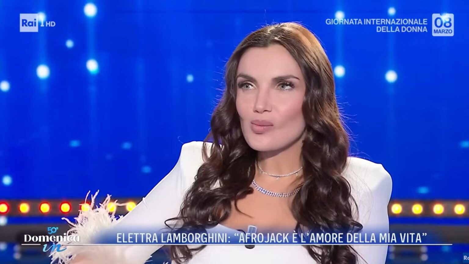 Elettra Lamborghini rivela il segreto dell’amore con Afrojack: la regola degli 8 giorni che tiene in piedi il loro matrimonio Elettra Lamborghini
