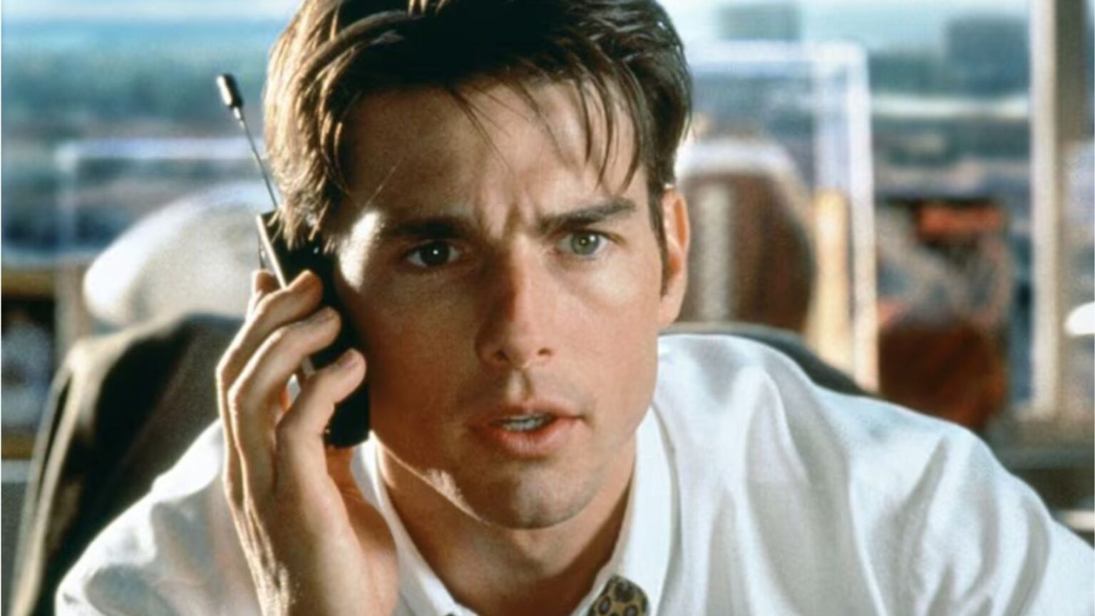 Addio Cruise: la figlia di Tom cancella il cognome del padre dalla sua identità e diventa Suri Noelle Tom Cruise in Jerry Maguire