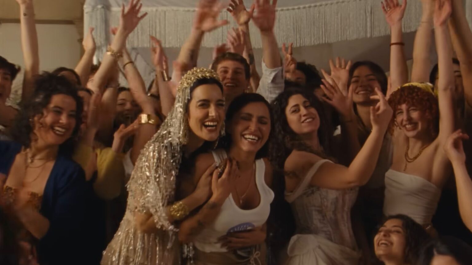 Al mio paese canzone di Serena Brancale, Levante, DELIA