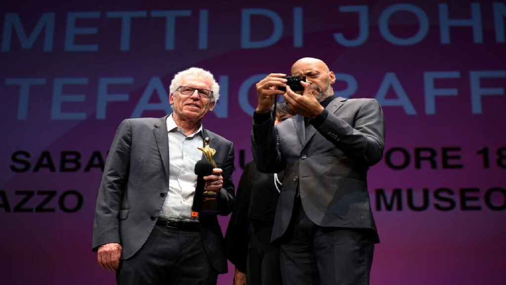 Lo Showrunner di Lost e il Premio Oscar per 12 Anni Schiavo si incontrano alll’Italian Global Series John Ridley e Caltron Cuse-©Italian Global Series
