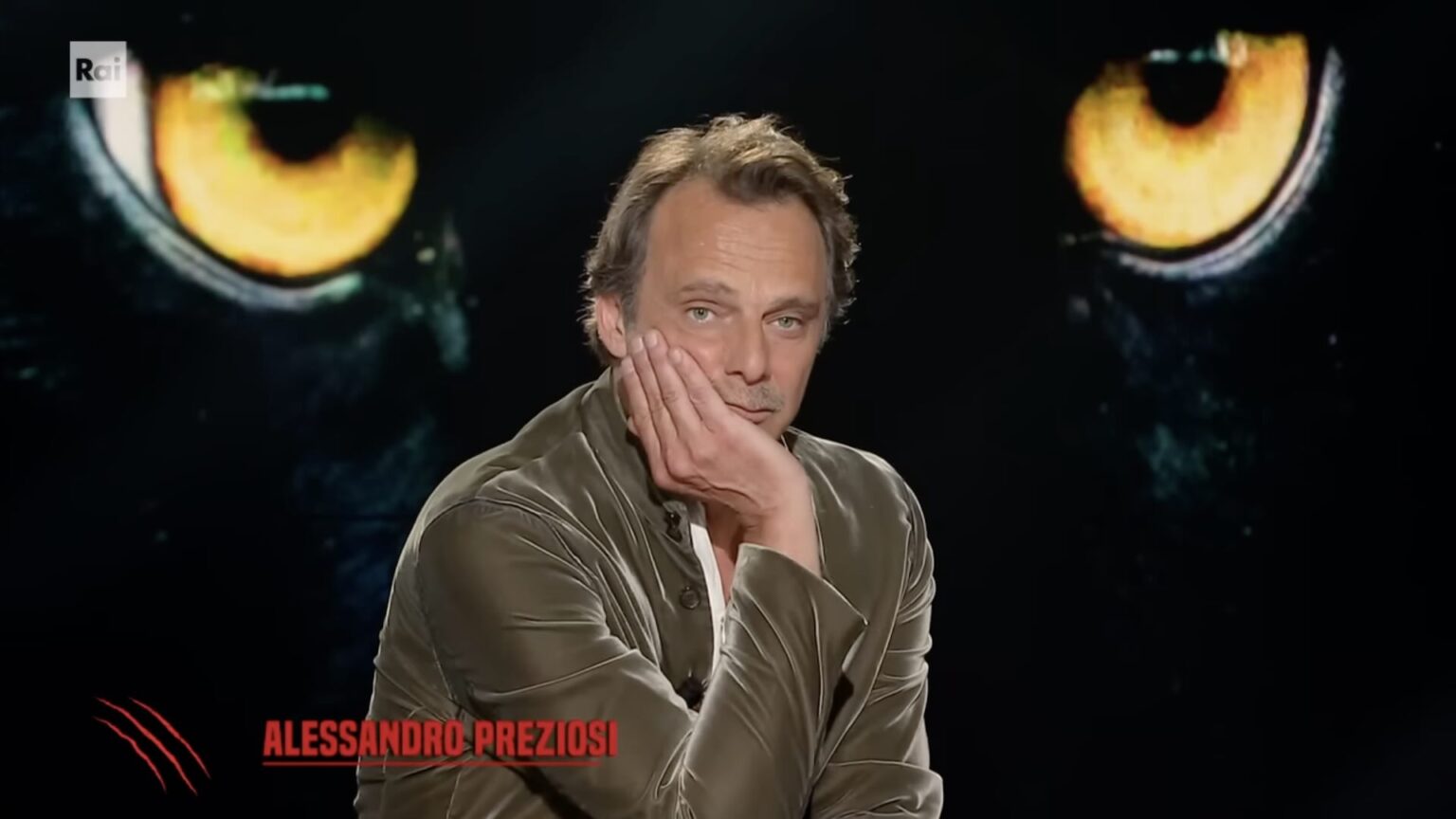 “Ha dato di matto”: Alessandro Preziosi sorpreso con Esther Cañadas, cosa sarebbe successo dopo l’arrivo dei paparazzi Alessandro Preziosi