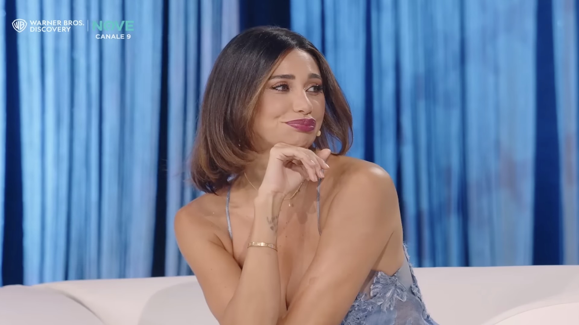 belen rodriguez avvistata a lugano nella villa di andrea iannone l8217indiscrezione che cambia tutto dopo anni da Screenworld.it belen rodriguez avvistata a lugano nella villa di andrea iannone l8217indiscrezione che cambia tutto dopo anni
