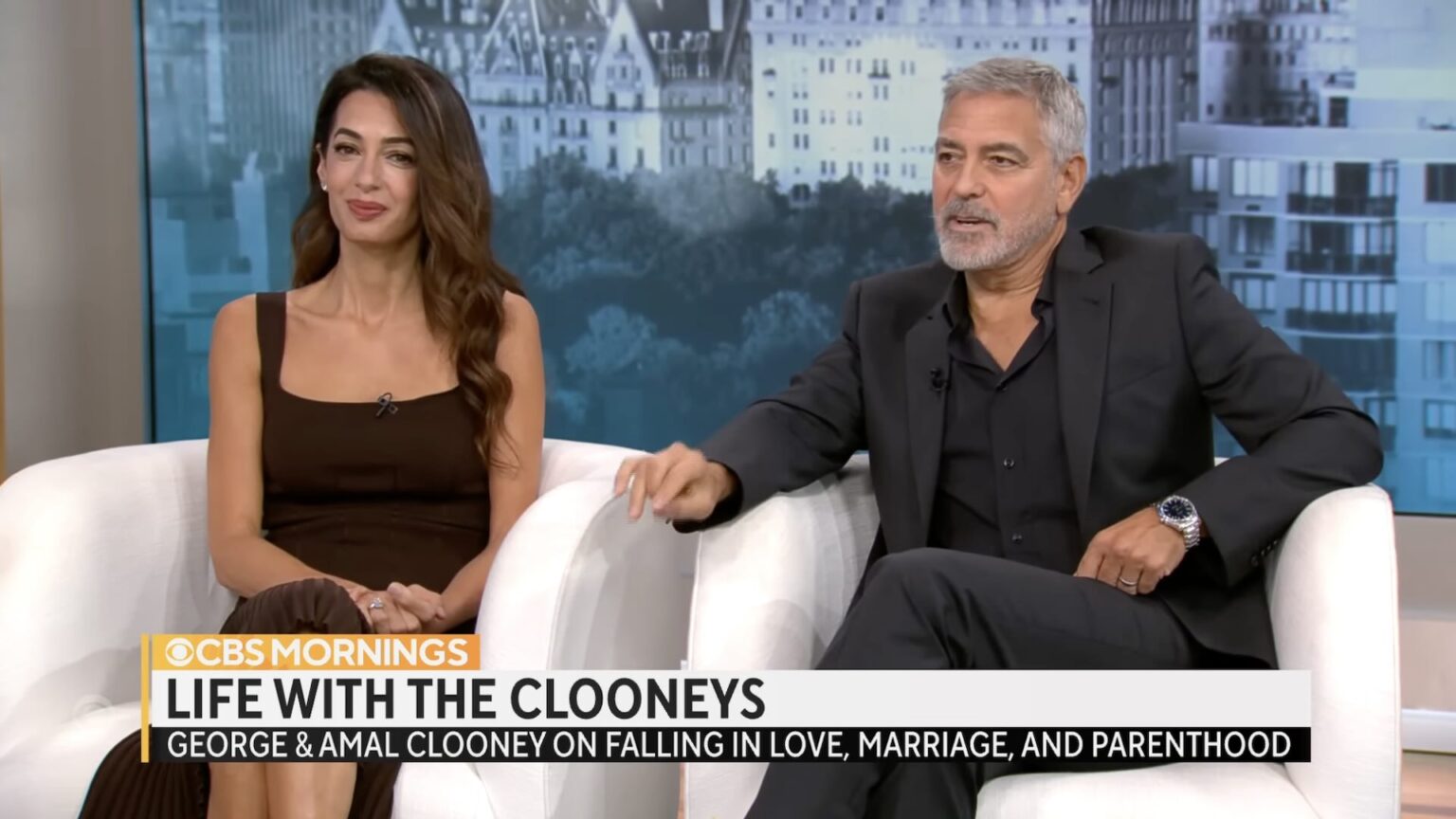 George Clooney costretto a fuggire dalla villa per gli incendi: “Non sappiamo se la nostra casa sopravviverà alle fiamme” George Clooney