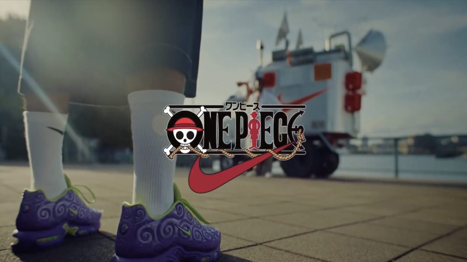 Nike trasforma i Frutti del Diavolo di One Piece in sneaker: le nuove Air Max arrivano in Italia, ma averle non sarà facile One Piece e le scarpe della Nike