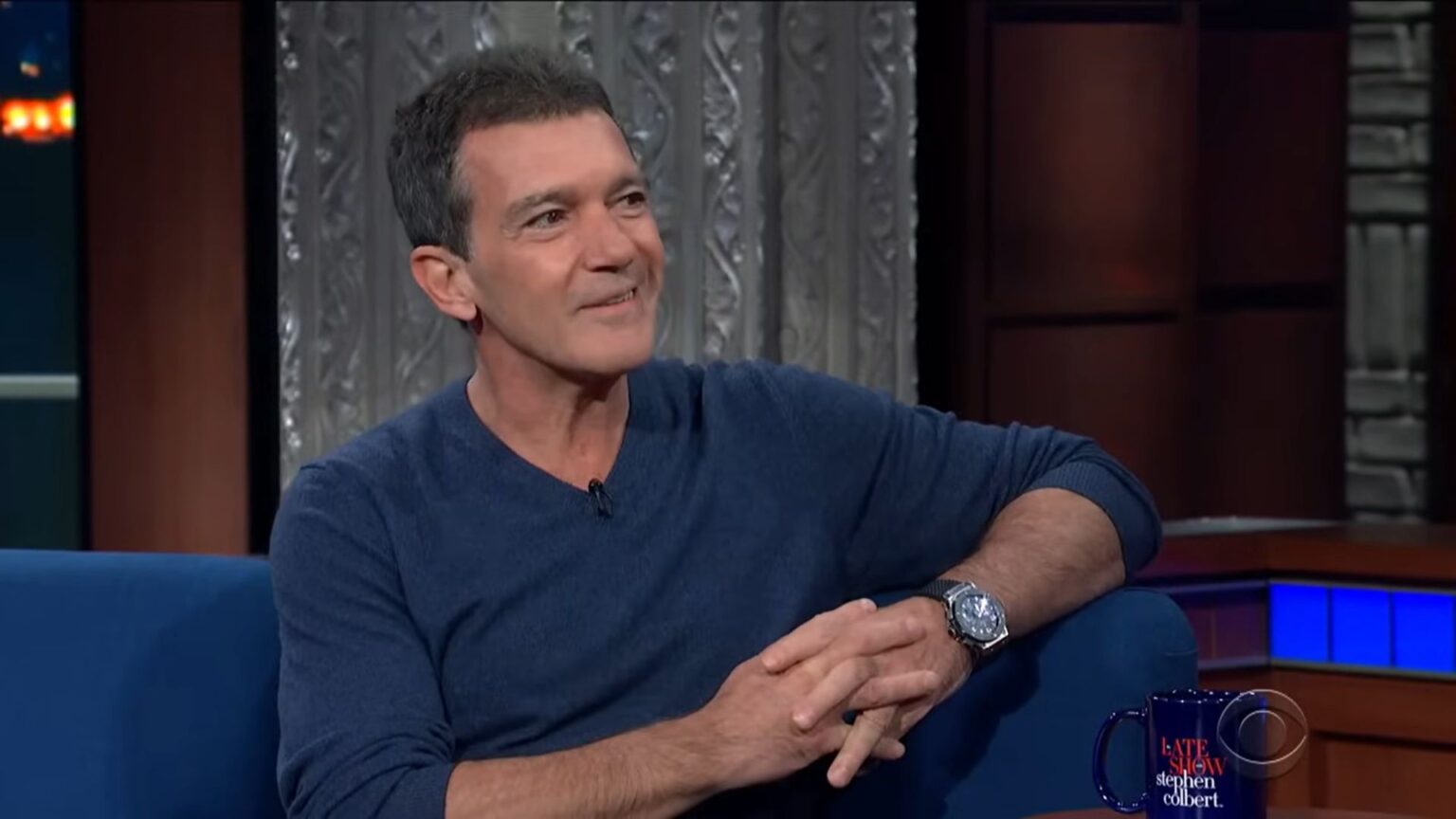 “La cosa migliore che mi sia capitata”: ecco come un infarto ha cambiato la vita di Antonio Banderas Antonio Banderas durante un'intervista