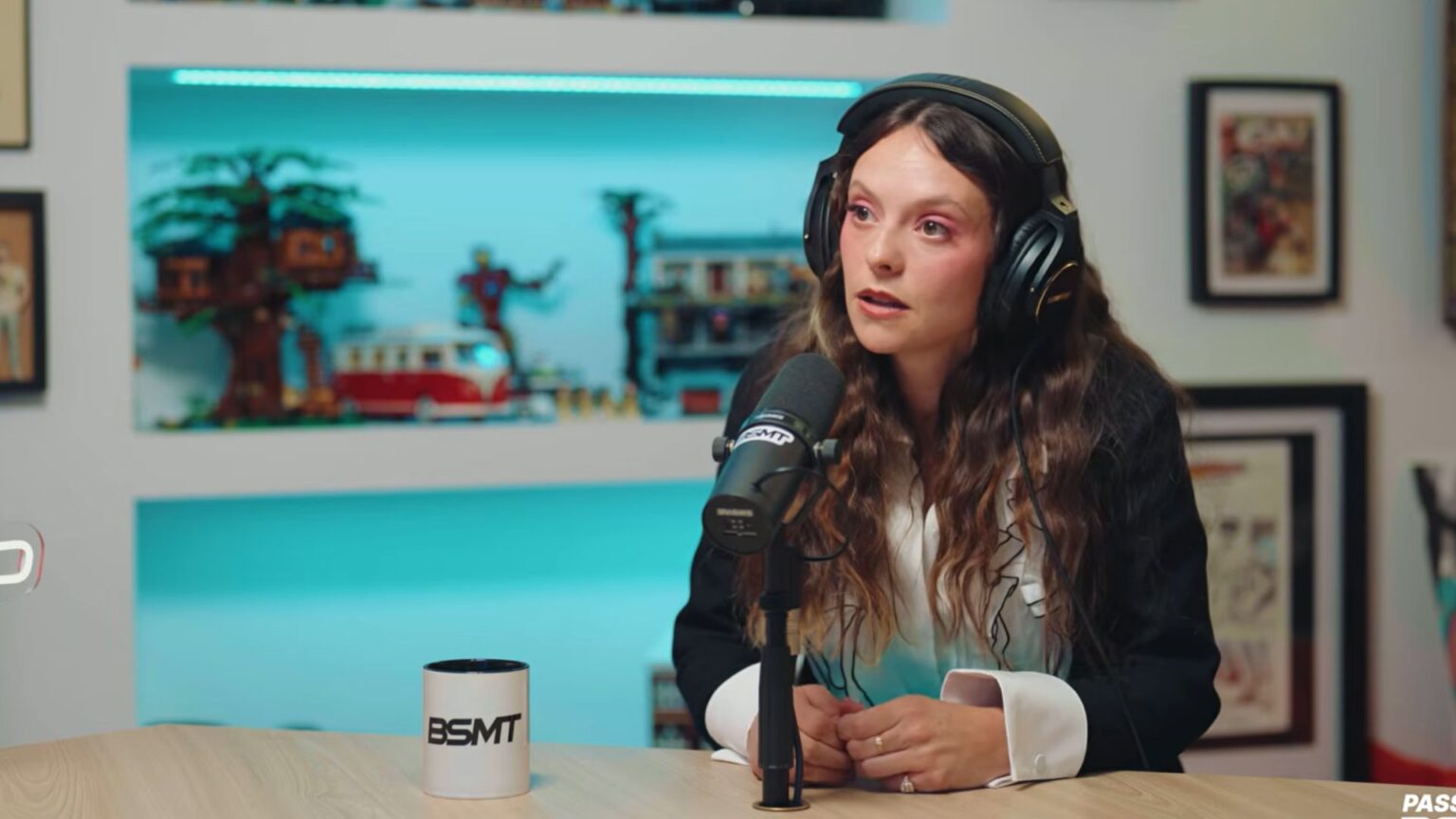Francesca Michielin durante un'intervista