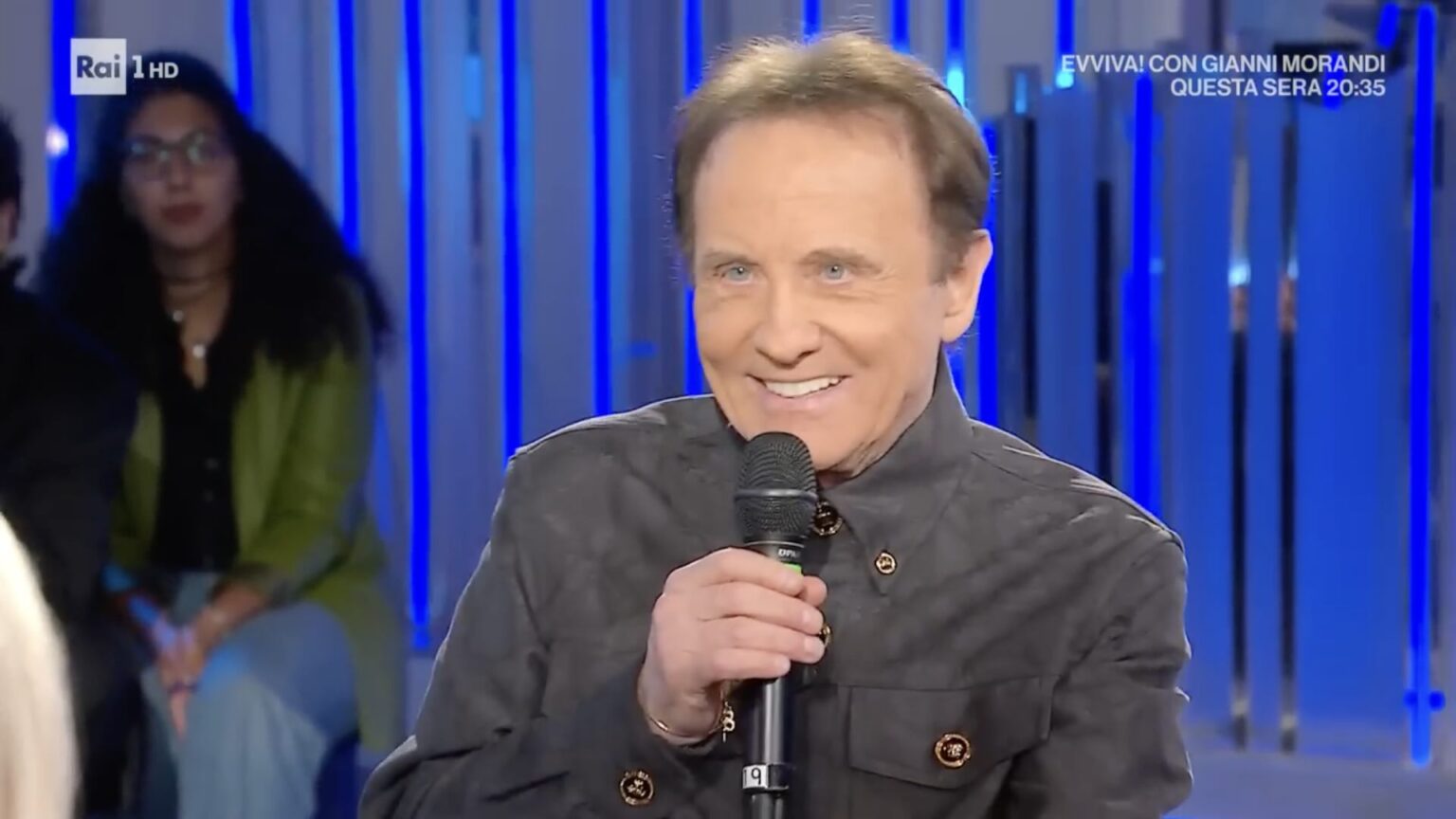 Roby Facchinetti sbaglia il testo di Pierre dopo quasi 50 anni: la misteriosa “frase afrobergamasca” incuriosisce tutti Roby Facchinetti