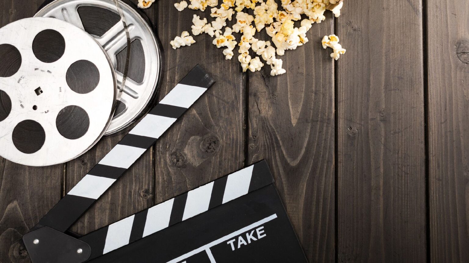 Cinema e AI: perché AI Vision Fest vuole evitare sia l’entusiasmo facile sia l’apocalisse Ciak e pellicola cinematografica