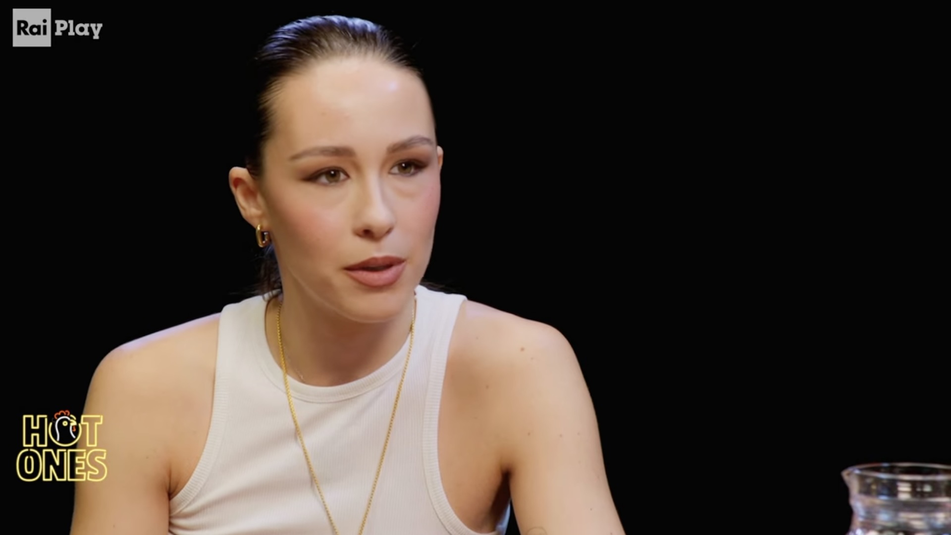 aurora ramazzotti svela cosa si nasconde dietro l8217essere figlia di hunziker ed eros a volte mi sento dio altre voglio morire da Screenworld.it aurora ramazzotti svela cosa si nasconde dietro l8217essere figlia di hunziker ed eros a volte mi sento dio altre voglio morire