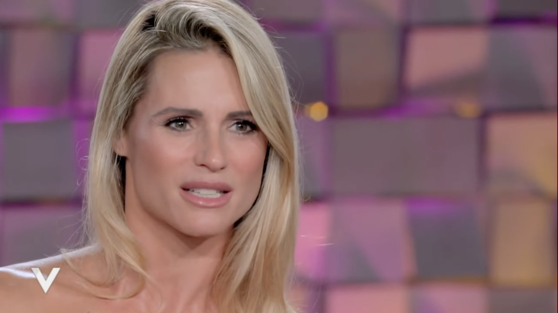 michelle hunziker la sua casa da sogno a milano 232 un concentrato di eleganza ma sul terrazzo spunta qualcosa di insolito da Screenworld.it michelle hunziker la sua casa da sogno a milano 232 un concentrato di eleganza ma sul terrazzo spunta qualcosa di insolito